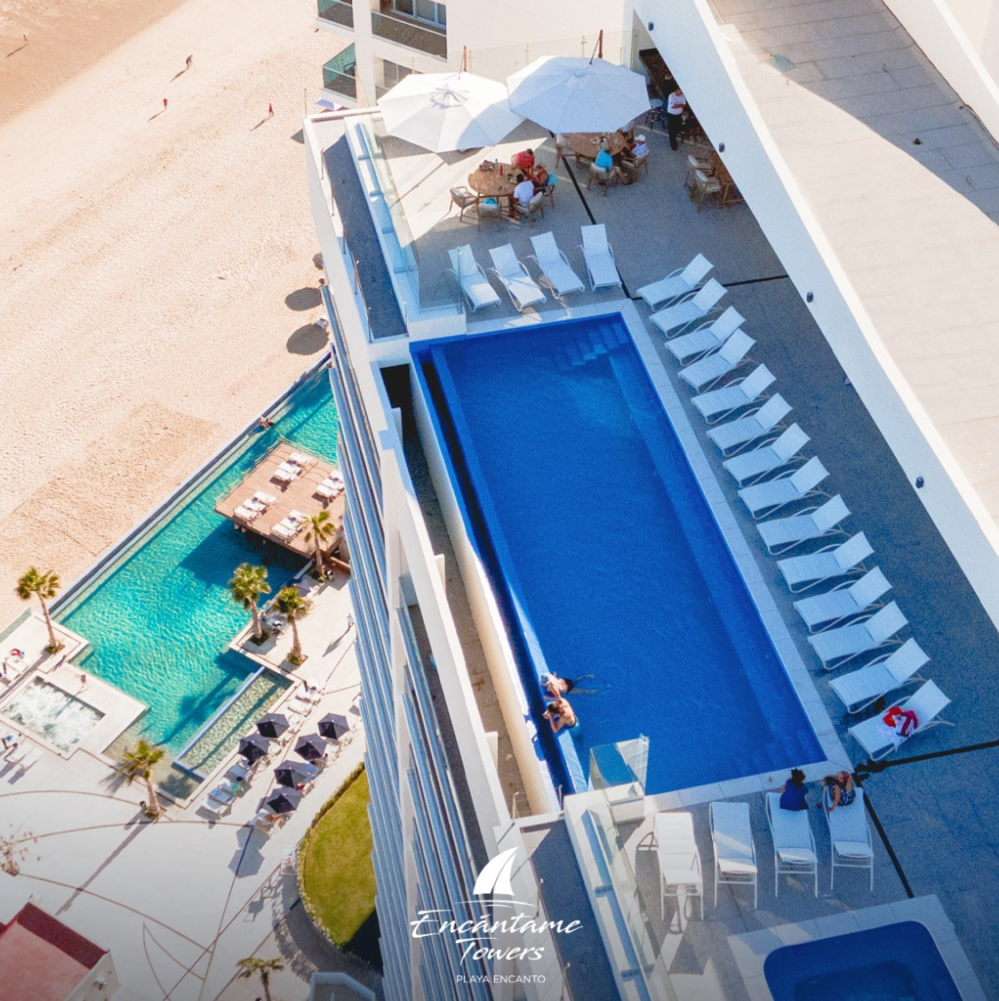 Rooftop pool at Encantame Towers